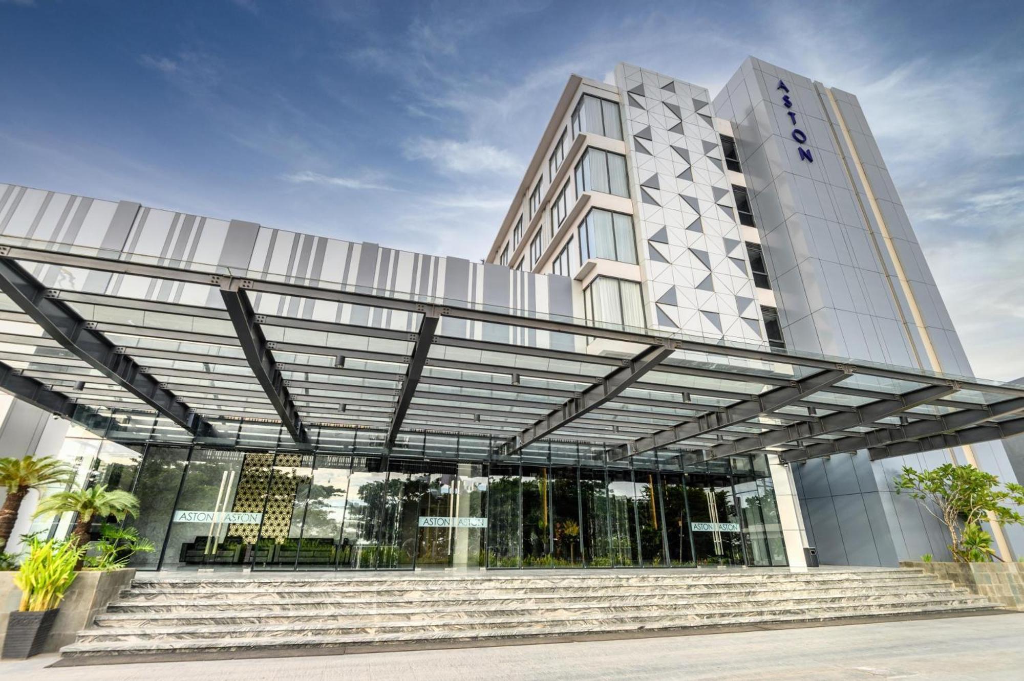 Hotel Aston & Conference Center